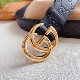 Классическая модель Gucci, двусторонняя кожа теленка с тиснением 
