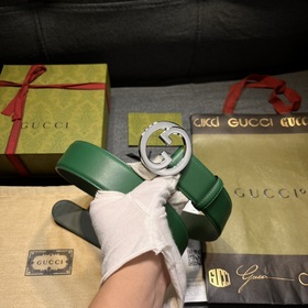 Gucci, ширина 4,0 см. Новая коллекция одежды «Gucci Love Parade» 