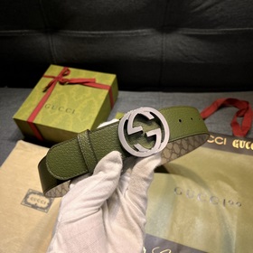Каждый сезон Gucci представляет новую коллекцию GG Marmont, вдохн