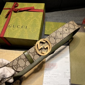Каждый сезон Gucci представляет новую коллекцию GG Marmont, вдохн