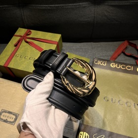 Gucci  Ширина 4,0 см  Новая модель Продолжая лидировать в серии