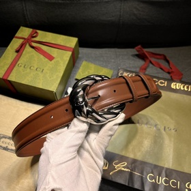 Gucci  Ширина 4,0 см  Новая модель Продолжая лидировать в серии