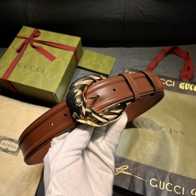 Gucci  Ширина 4,0 см  Новая модель Продолжая лидировать в серии