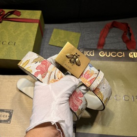 Gucci, ширина 4,0 см, новая модель. Соединяя прошлое и настоящее 