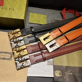Gucci, ширина 4,0 см, новая модель. Пряжка в форме буквы G являет