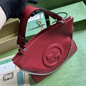Средняя сумка-тоут из серии Gucci Blondie. Сумкиз серии Gucci Blo