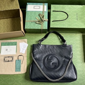 Средняя сумка-тоут из серии Gucci Blondie. Сумкиз серии Gucci Blo