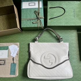 Средняя сумка-тоут из серии Gucci Blondie. Сумкиз серии Gucci Blo