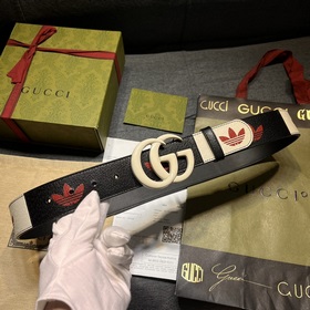 Gucci  Ширина 4,0 см Новая модель Второй раздел коллекции Adida
