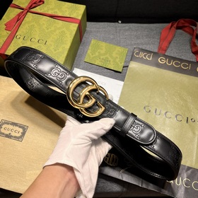 Gucci  Ширина 4,0 см  Новая модель Каждый сезон бренд обновляет