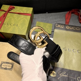 Gucci  Ширина 4,0 см  Новая модель Каждый сезон бренд обновляет