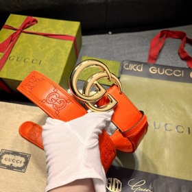 Gucci  Ширина 4,0 см  Новая модель Каждый сезон бренд обновляет
