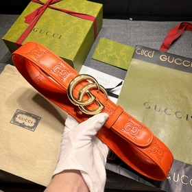 Gucci  Ширина 4,0 см  Новая модель Каждый сезон бренд обновляет