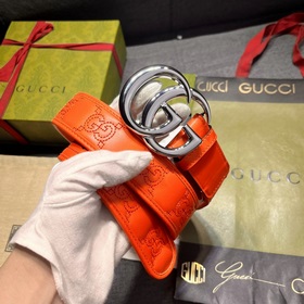 Gucci  Ширина 4,0 см  Новая модель Каждый сезон бренд обновляет