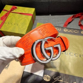 Gucci  Ширина 4,0 см  Новая модель Каждый сезон бренд обновляет