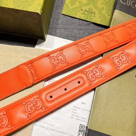 Gucci  Ширина 4,0 см  Новая модель Каждый сезон бренд обновляет