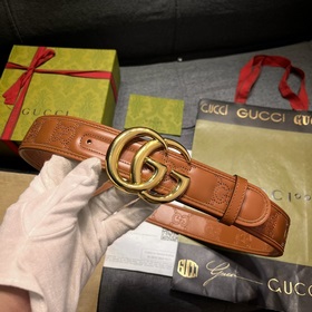 Gucci  Ширина 4,0 см  Новая модель Каждый сезон бренд обновляет