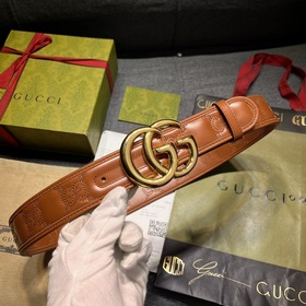 Gucci  Ширина 4,0 см  Новая модель Каждый сезон бренд обновляет