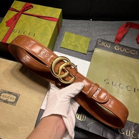Gucci  Ширина 4,0 см  Новая модель Каждый сезон бренд обновляет