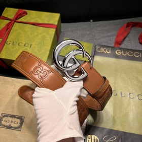 Gucci  Ширина 4,0 см  Новая модель Каждый сезон бренд обновляет