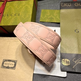 Gucci  Ширина 4,0 см  Новая модель Каждый сезон бренд обновляет