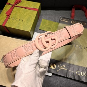 Gucci  Ширина 4,0 см  Новая модель Каждый сезон бренд обновляет