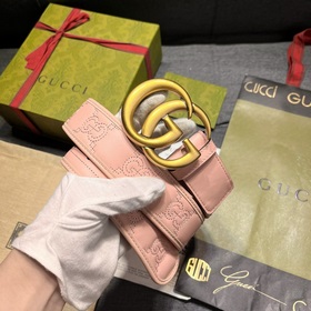 Gucci  Ширина 4,0 см  Новая модель Каждый сезон бренд обновляет
