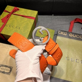 Gucci  Ширина 4,0 см  Аксессуары и готовые изделия продолжают