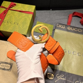 Gucci  Ширина 4,0 см  Аксессуары и готовые изделия продолжают