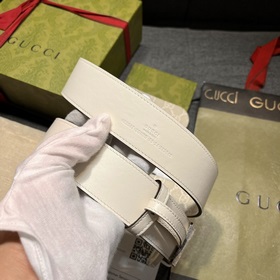 Gucci  Ширина 4,0 см  Новая модель Современная интерпретация кл