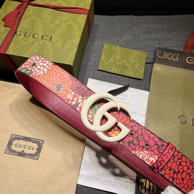 Gucci  Ширина 4,0  Новая модель из фирменного магазина, подлин