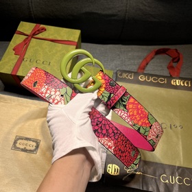 Gucci  Ширина 4,0  Новая модель из фирменного магазина, подлин