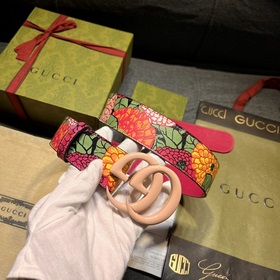 Gucci  Ширина 4,0  Новая модель из фирменного магазина, подлин
