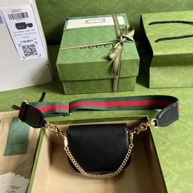 Кошелек с ремешком из серии Gucci Horsebit 1955. Серия Gucci Hors