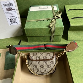 Кошелек с ремешком из серии Gucci Horsebit 1955. Серия Gucci Hors