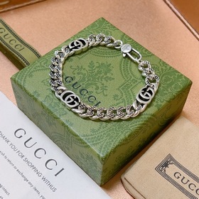 Новейшая классическая модель браслета Gucci. Изысканный дизайн и 
