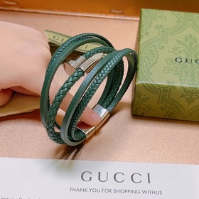 Новейшая модель браслета Gucci, изготовленная вручную из кожи пер