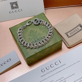 Новейшая модель браслета Gucci 2024 года. Классический дизайн, из