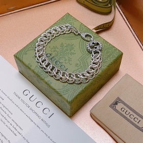 Новейшая модель браслета Gucci 2024 года. Классический дизайн, из