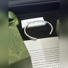 Браслет Gucci. Браслет Gucci обладает уникальным шармом. Новейшая