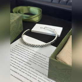 Браслет Gucci. Браслет Gucci обладает уникальным шармом. Новейшая