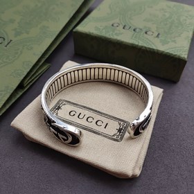 Новинка от Gucci： браслет с двойным G и крыльями ангела в стиле р