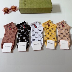 (5 пар в коробке) Новые короткие носки GUCCI 2024! Изготовлены из