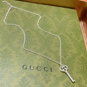 Новейшая модель цепочки Gucci более высокого качества, такая же,