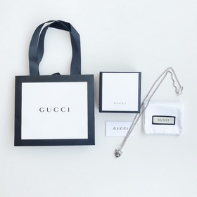 Ожерелье Gucci с тигром и кошкой Ожерелье с тигром, идентичное то