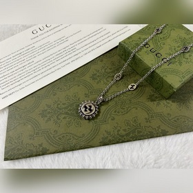 Gucci Двойное G подвесное ожерелье с подвеской виде подсолнуха Дл