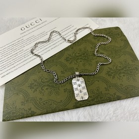 Gucci Двойное ожерелье с пчелами Gucci Длина： 50 см
