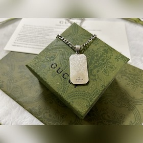 Gucci Двойное ожерелье с пчелами Gucci Длина： 50 см