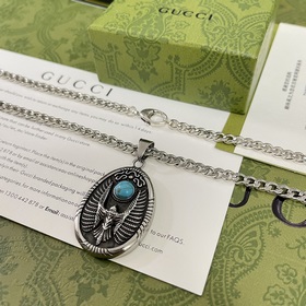 Новейшее колье Gucci из серебра в фирменном магазине Можно носить