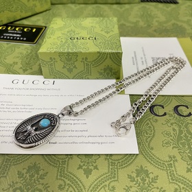 Новейшее колье Gucci из серебра в фирменном магазине Можно носить